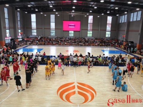 体育木地板湿胀起拱如何解决