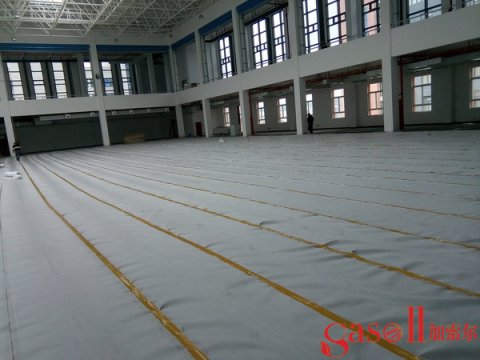 篮球场木地板减震性能特点是什么